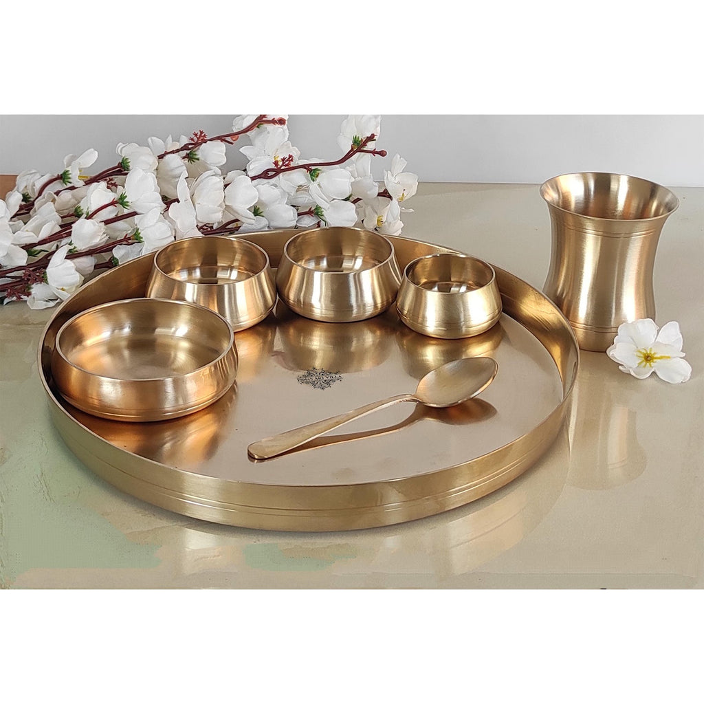 Indian Art Villa,  Handcrafted Pure Bronze Curve Shaped 7 Pieces Dinner Set | Thali Set with  Mirror Shine Finish