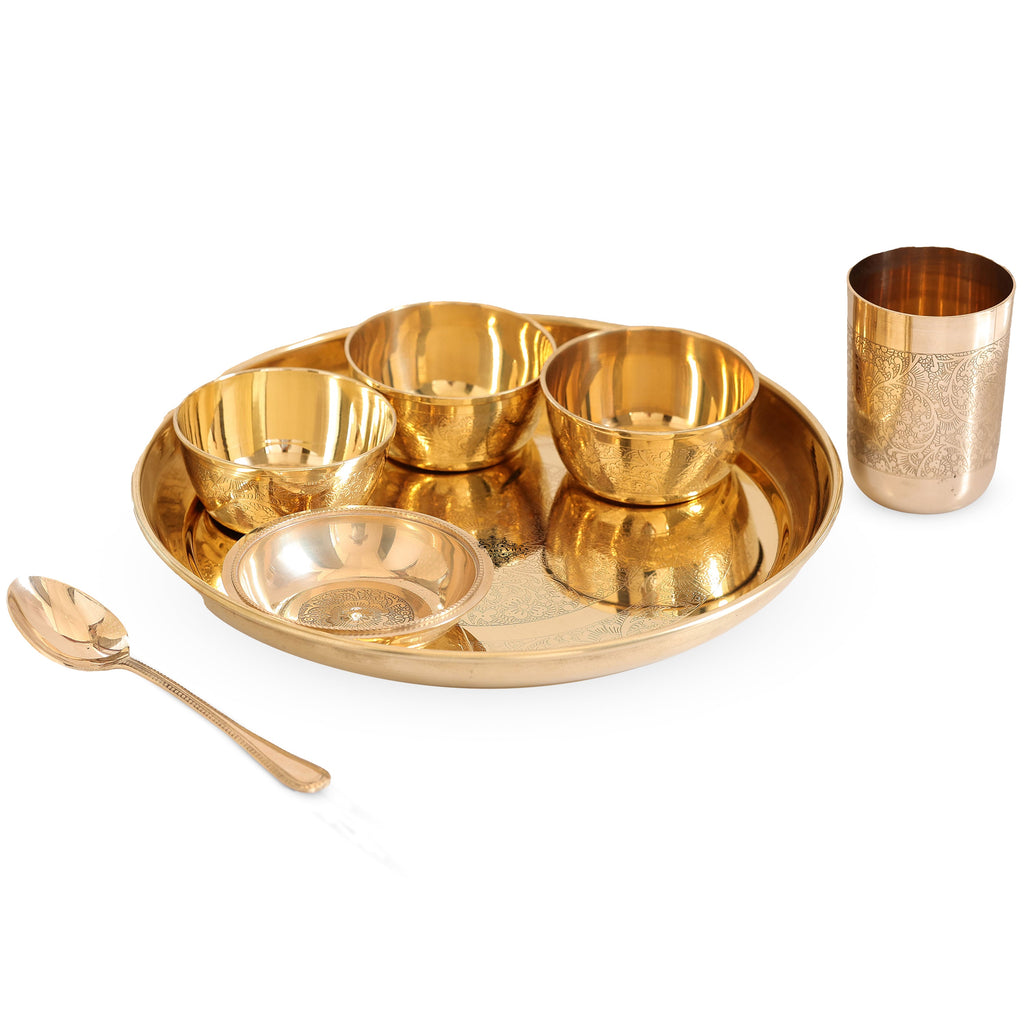 IndianArtVilla Handcrafted Pure Brass 7 Pieces Dinner set with Embossed Shine Finish Design, Dinnerware, Tableware